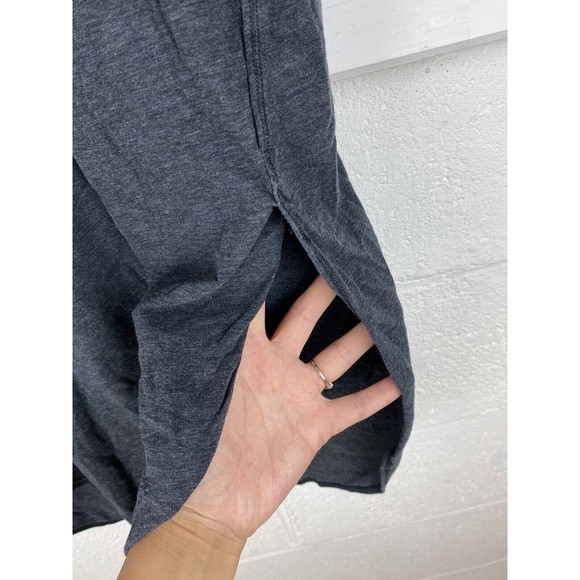 Lululemon Om Tee Charcoal Gray Short Sleeve Split Hem Size 6 - Picture 2 of 7